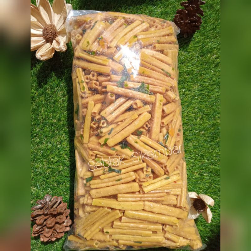 

Seblak potato bantat ORi krupuk Noni-noni original daun jeruk 1kg