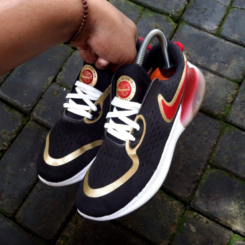 sepatu second NIKE JOYRIDE 2 RUN branded Rare Item size 44 sneakers bagus Mantap