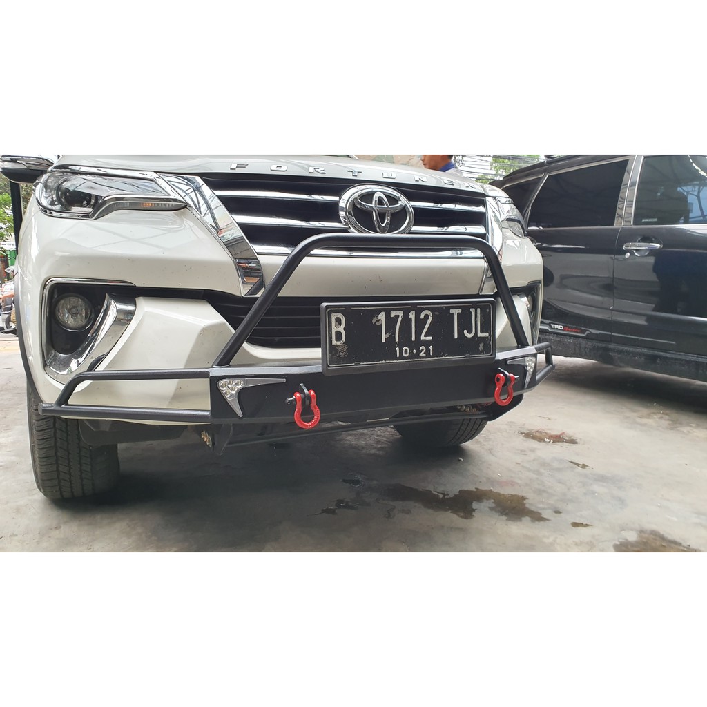 Bumper Depan Fortuner: Lebih dari Sekadar Perlindungan, Sebuah Statement Gaya dan Performa