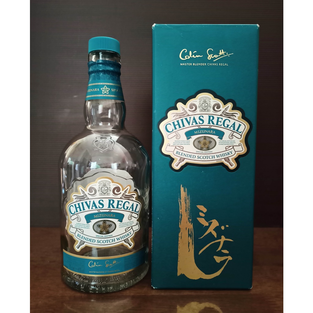 Botol bekas miras Chivas Regal Mizunara 700 ML + Box