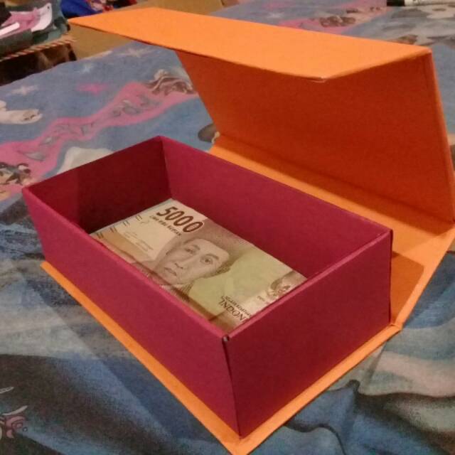 

Kotak Souvenir 18x10x6