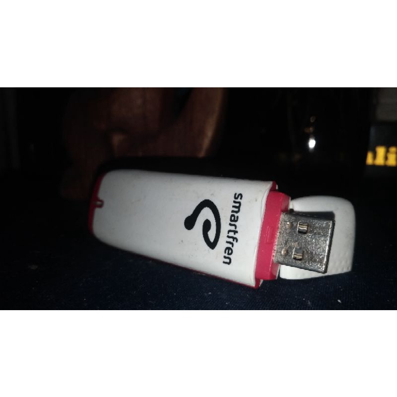 Modem USB Smartfren: AC682