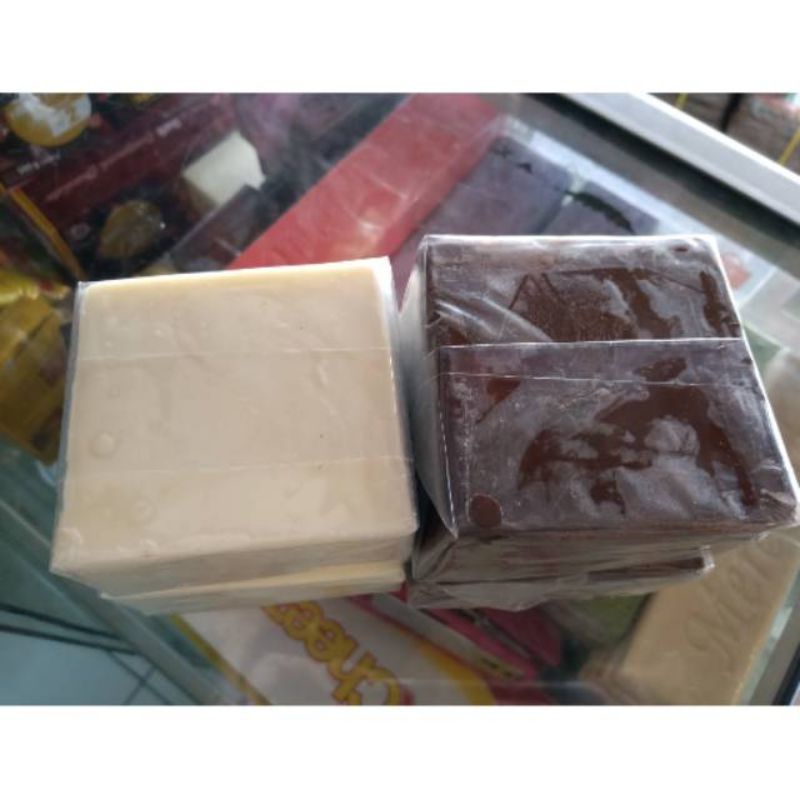 

Cokelat Blok Potong Putih/ Cokelat Repack