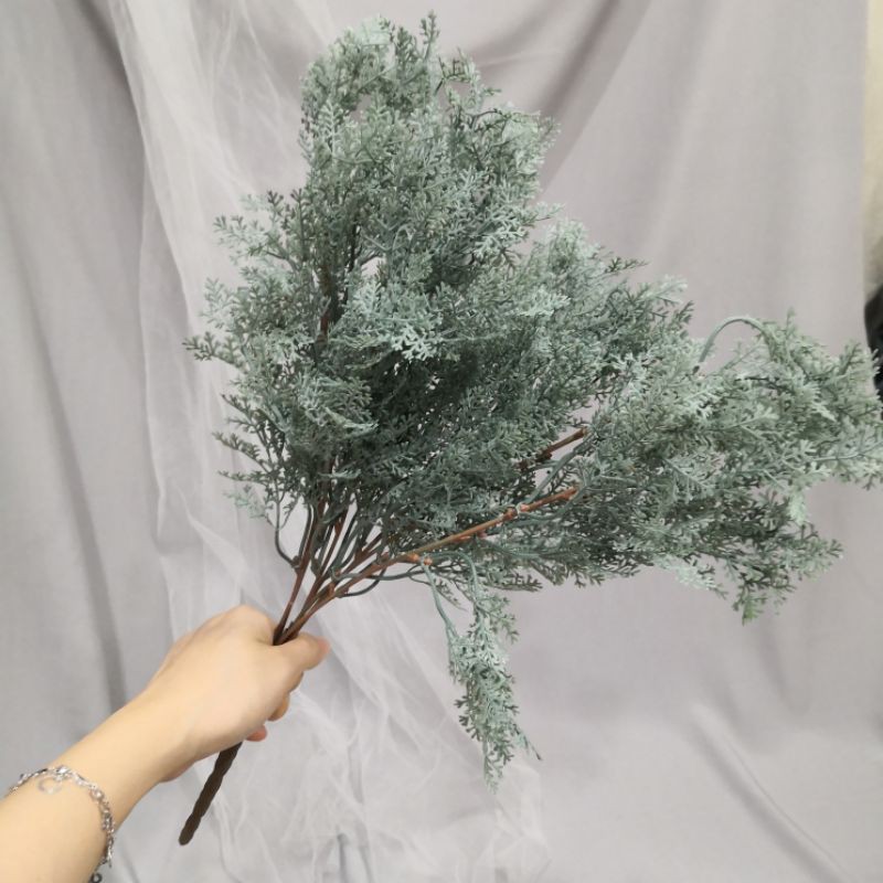 Daun Cemara / Bunga Artificial
