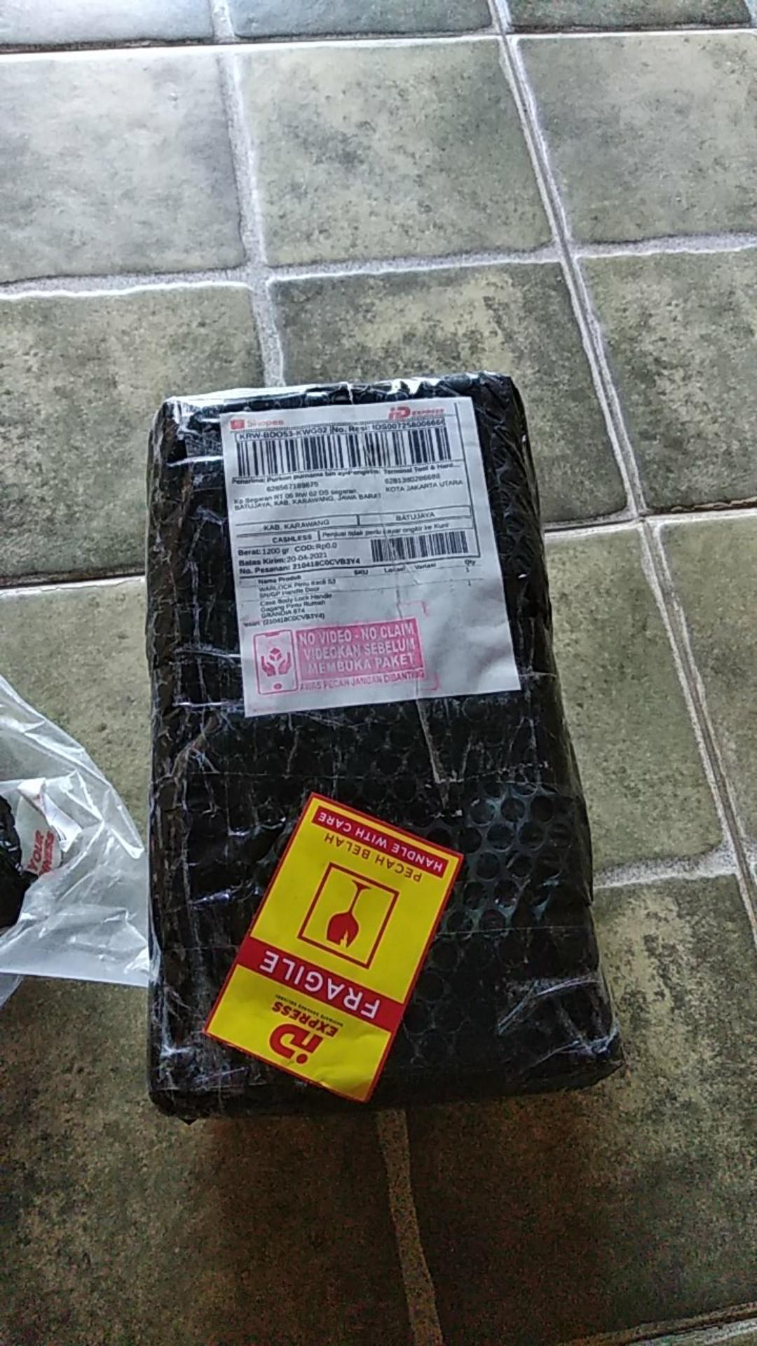 Warlock  Pintu Kecil S3 Sn/gp Handle Door