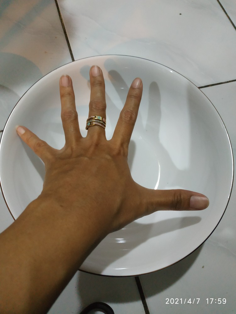 Mangkok Sayur Besar List Emas / Ukuran 9 Inch/ Mangkuk Saji Keramik