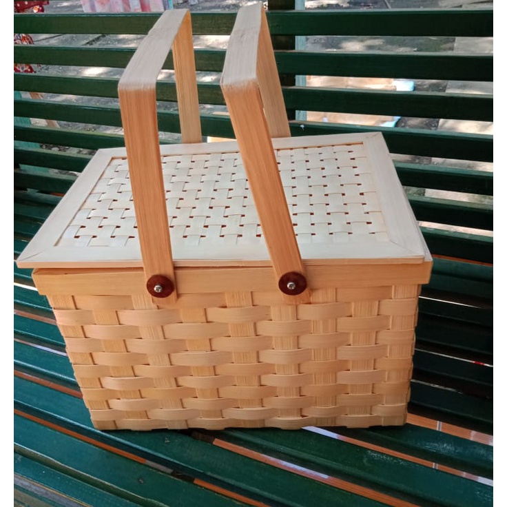 

keranjang besek - keranjang hantaran rotan bambu-keranjang seserahan-hampers-keranjang parsel