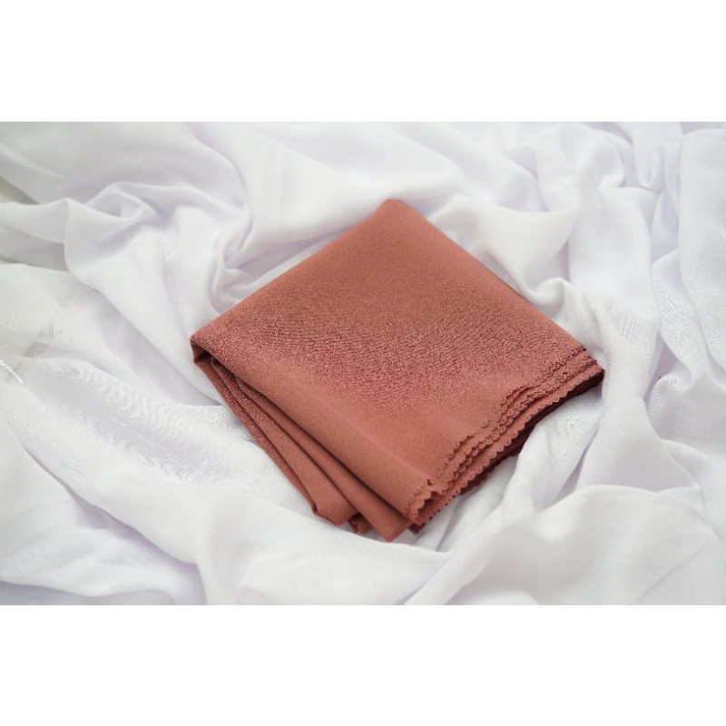 [ COD ] JILBAB SYAR'I AZZAHRA SEGIEMPAT DIAMOND LASERCUT JUMBO 130x130-Rosewood
