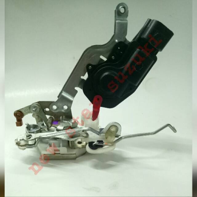 Door lock pintu tengah apv