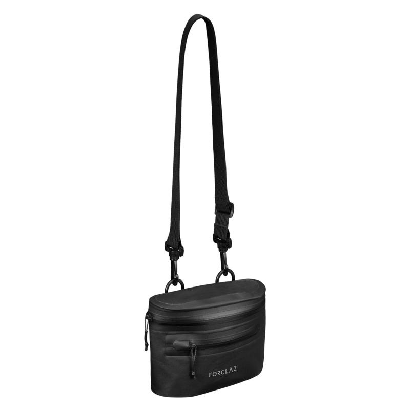 FORCLAZ Tas Pinggang Hiking Waterproof Unisex