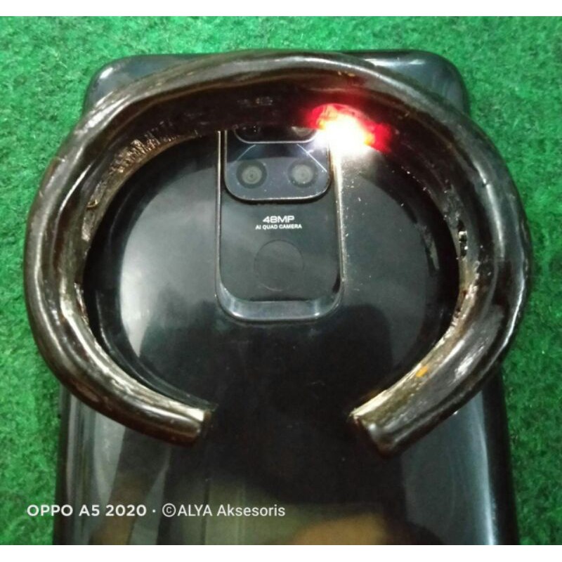 akar bahar merah body hitam