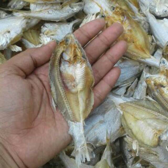 

Ikan Bilis kering gurih 500gram