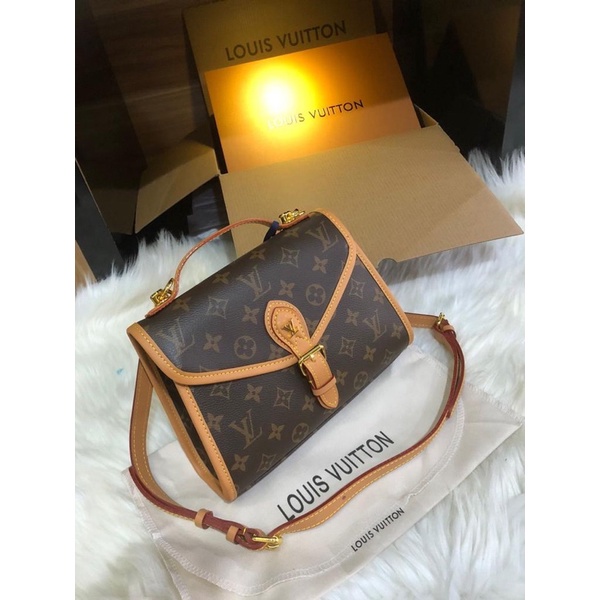 Ivy leather handbag Louis Vuitton Brown in Leather - 37645593