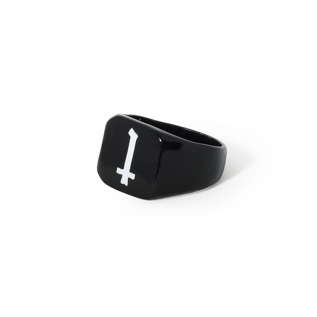 Heretic - Ring / Cincin - Black Logo