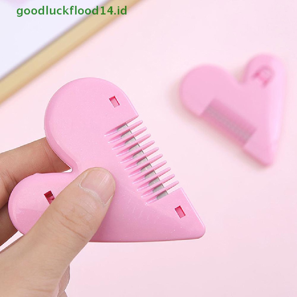 (GOOGFOUR) Sisir Mini Bentuk Hati Warna Pink Dengan Pisau Untuk Potong Rambut