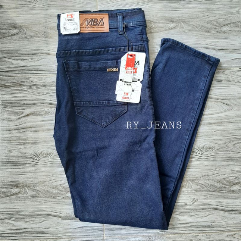 Jeans jumbo pria celana hitam sobek lutut ripped jeans pria streeth