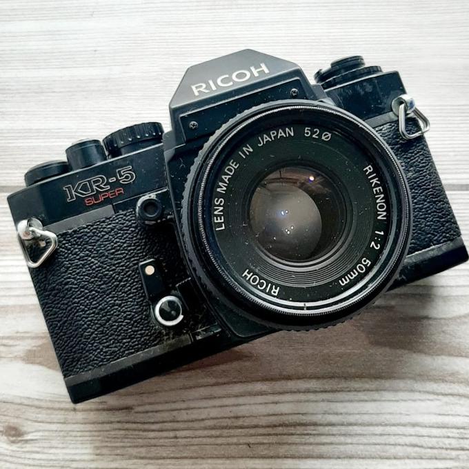 Kamera Analog Ricoh XR 500 Kit Lens Ricoh KR 5 Super Kit Lens