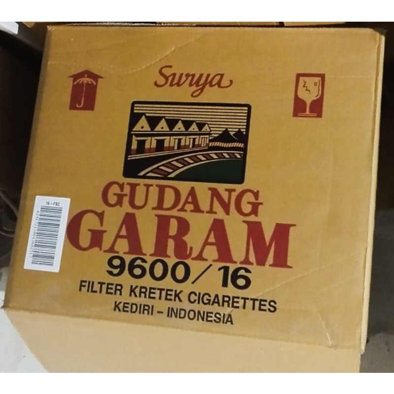 

kardus bekas tebal, kuat, dan bersih