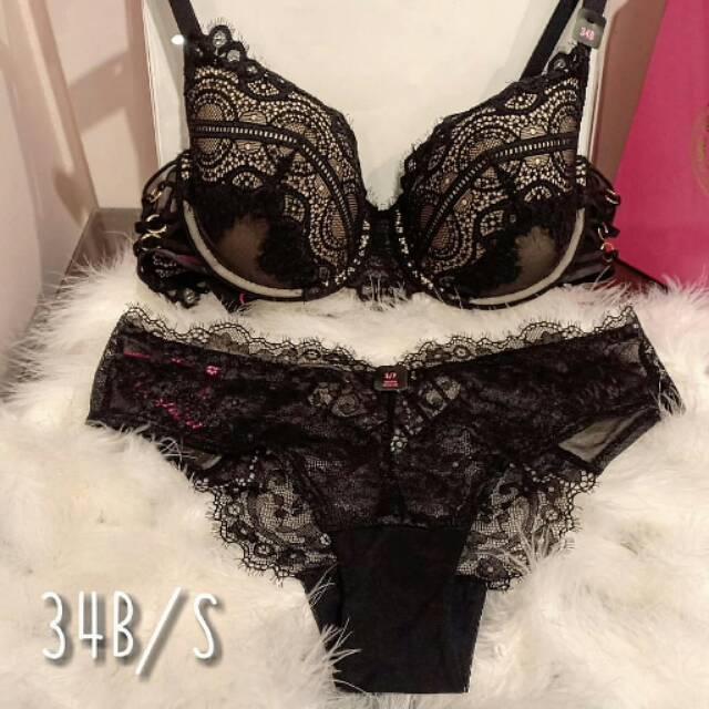 La Senza Bra Set by La Senza