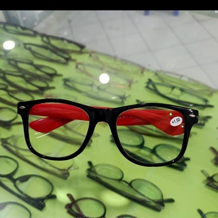 kaca mata kir plus 150