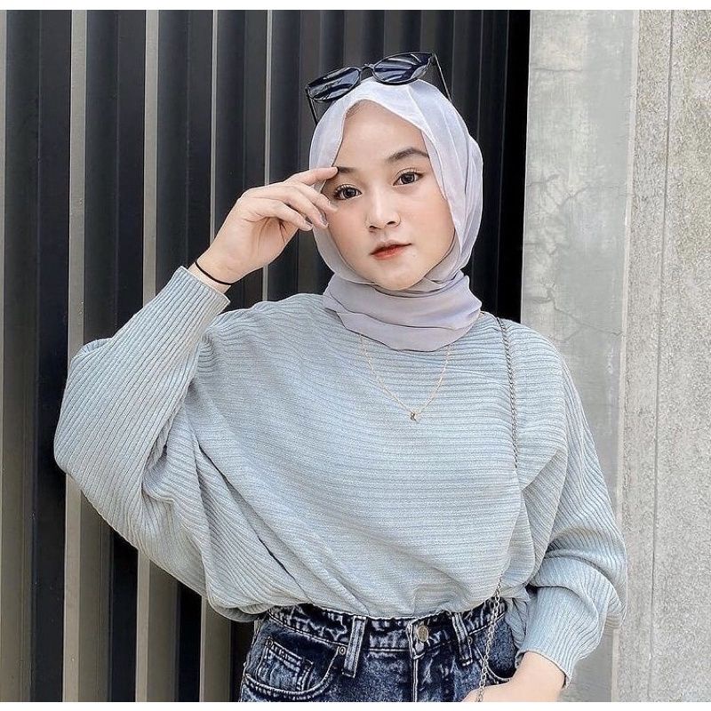 BLOUSE BATWING BAJU RAJUT | SWEATER RAJUT MODEL KELELAWAR | OUTER RAJUT Pakaian Wanita Atasan Wanita Fashion Muslimah-Abu Silver