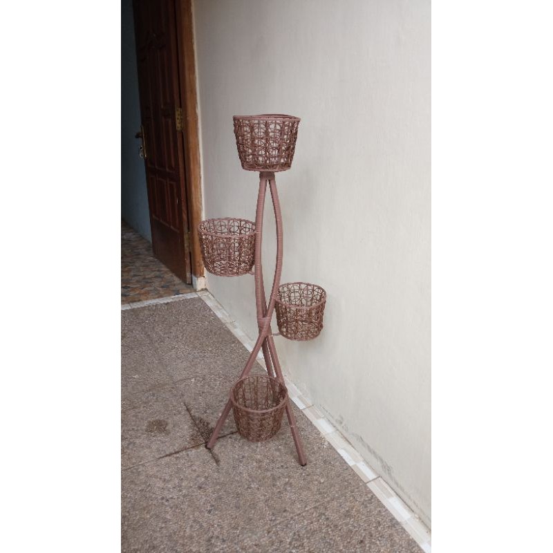 Standing Pot Rotan Sintetis D17