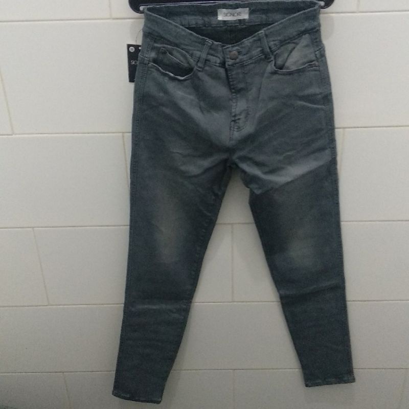 Classic Gray Jeans by Signore