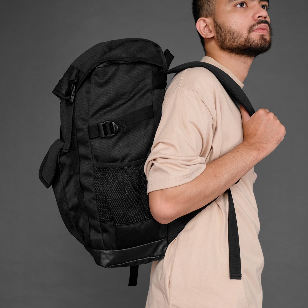 FULLER BLACK ORIGINAL x MCKINLEY Tas Ransel Casual Hitam Pria Daily Backpack Kuliah Kampus Kerja Kantor Sekolah SMA SMK Remaja Dewasa Tas Punggung Laptop Ukuran Besar 14 15 16 Inch Bagpack Distro Premium Outdoor Travel Traveling Bag Keren Terbaru Kekinian