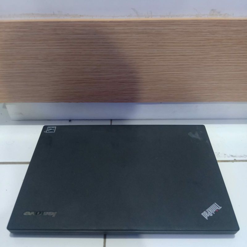 Laptop Lenovo Thinpad X240 Cor i5-4300U Ram 4GB/SSD 128/HDD 500GB windows 10