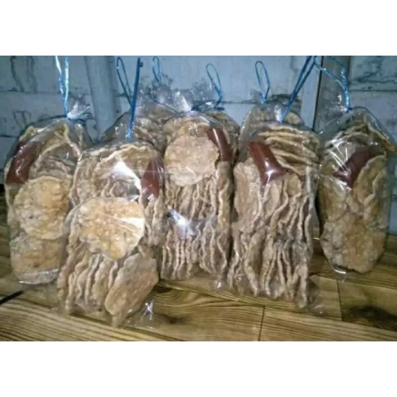 

KEMPLANG LEBAR ISI 23 KEPING/FREE SAMBAL