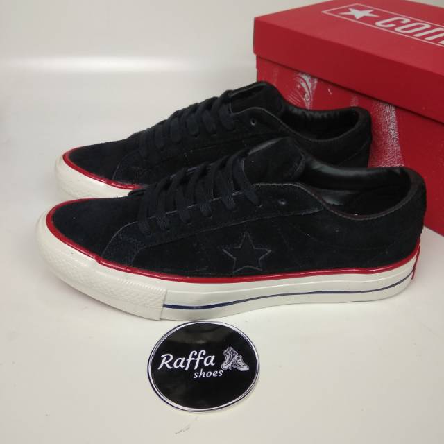 Converse One Star Unde Black White
Premium BNIB Tag Vietnam
terbaru murah original