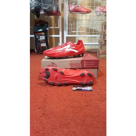 Sepatu Sepak Bola Specs
