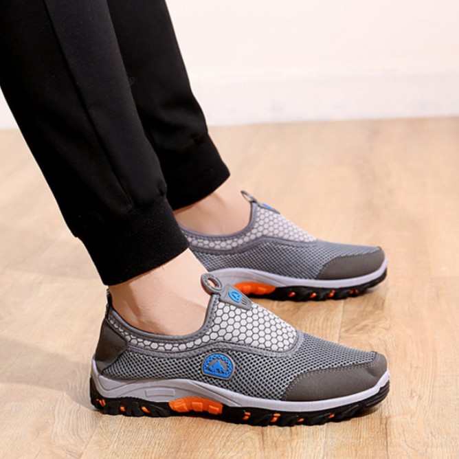 Sepatu Hiking Pria Outdoor Shoes Sepatu Gunung Slip On Olahraga Casual Import