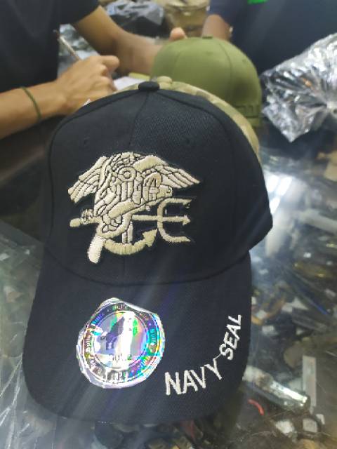 Topi army import