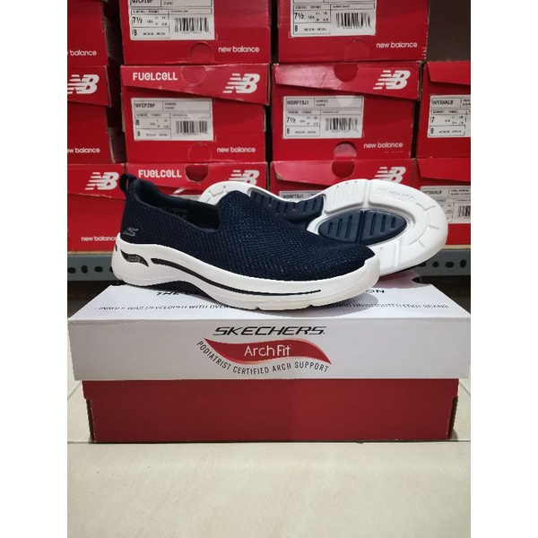 Skechers Go Walk Arch Fit Grateful Original BNIB