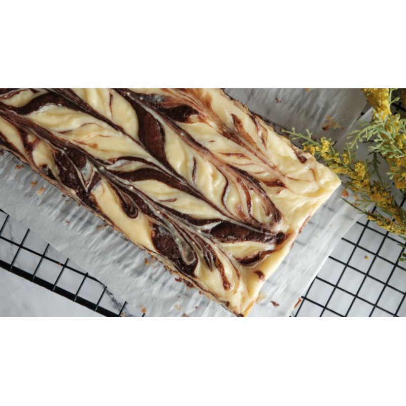 

Cream Cheese Baked Fudgy Brownies
