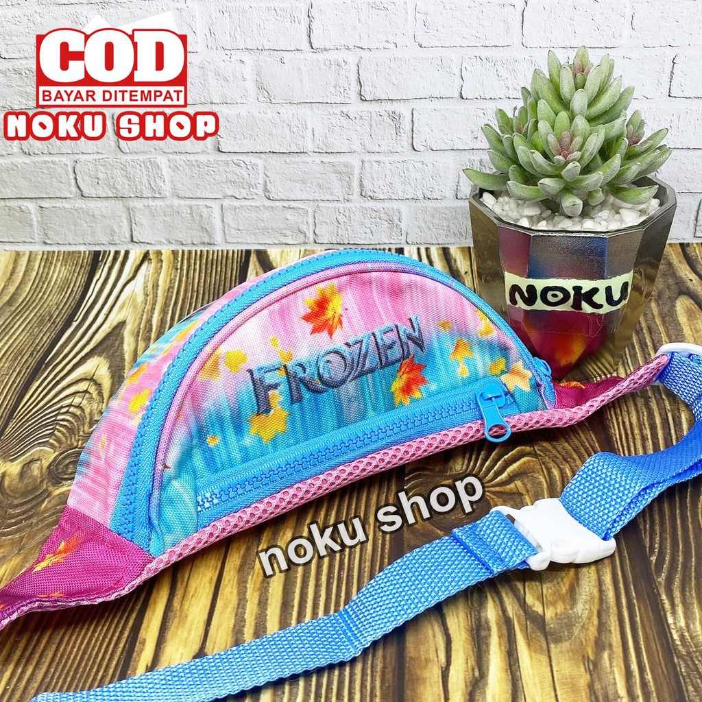 NOKU - Tas Selempang Anak / Waistbag Bumbag Karakter Motif FROZEN