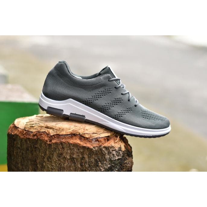 sepatu casual pria adidas pureboost import