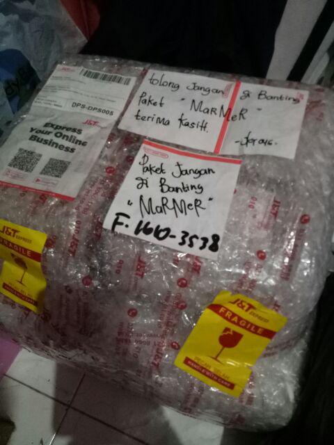 Carrara Hexagon Marble Coaster 10 Cm | Tatakan Gelas Marmer