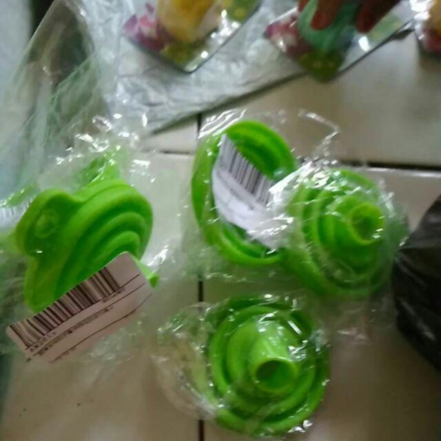 1pc Corong Lipat Mini Bahan Silikon Untuk Memasak