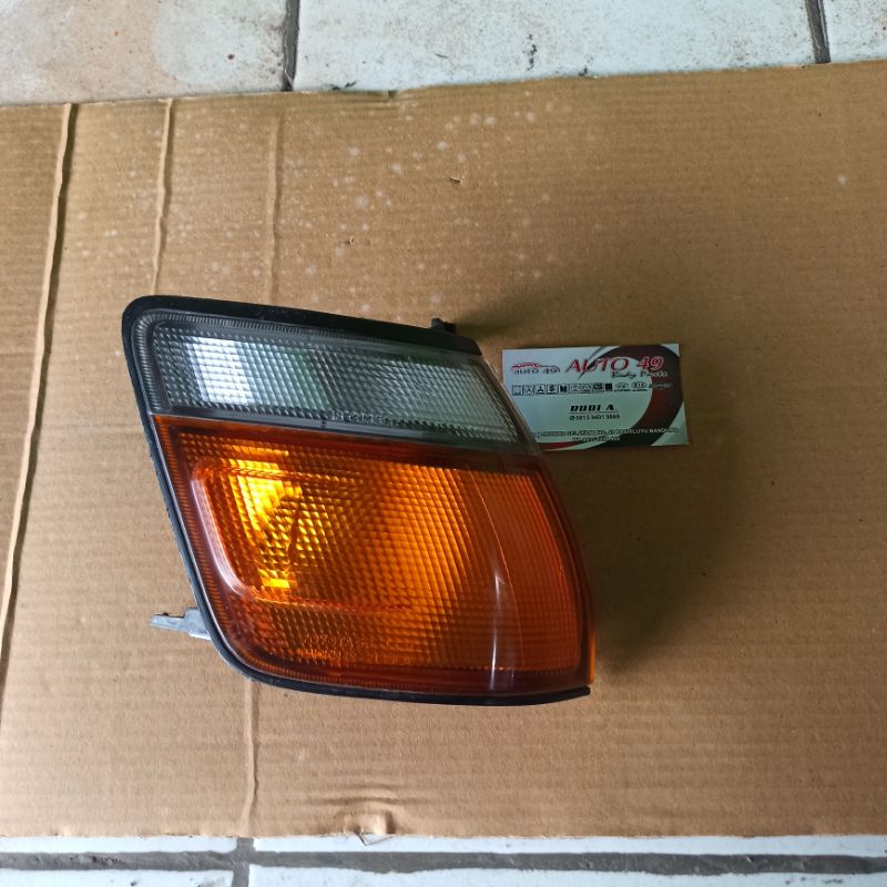 lampu sein mobil kijang kapsul kanan second copotan original tahun 1997-1999