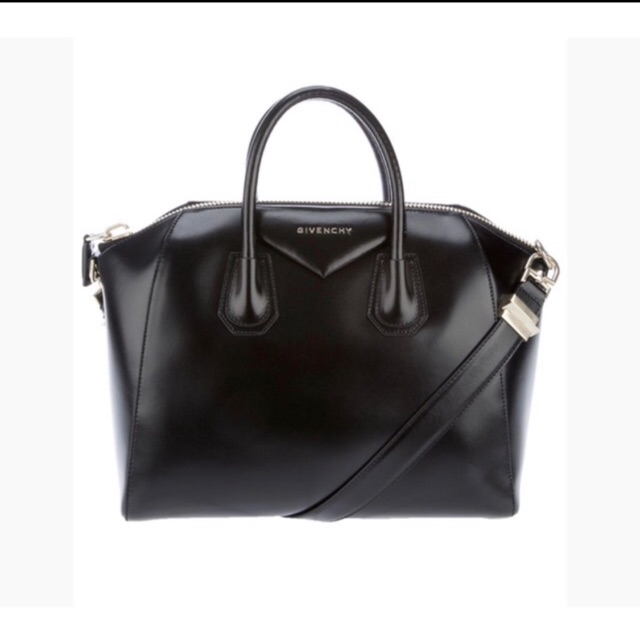 givenchy antigona medium