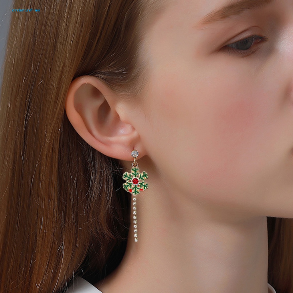 1 Pasang Anting Rumbai Desain Natal