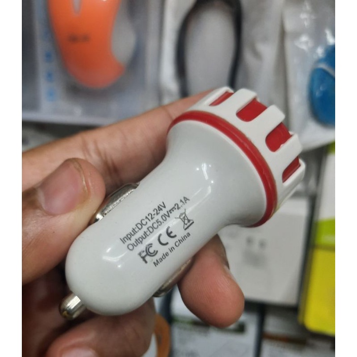 Adaptor batok Car charger Colokan Mobil 2usb