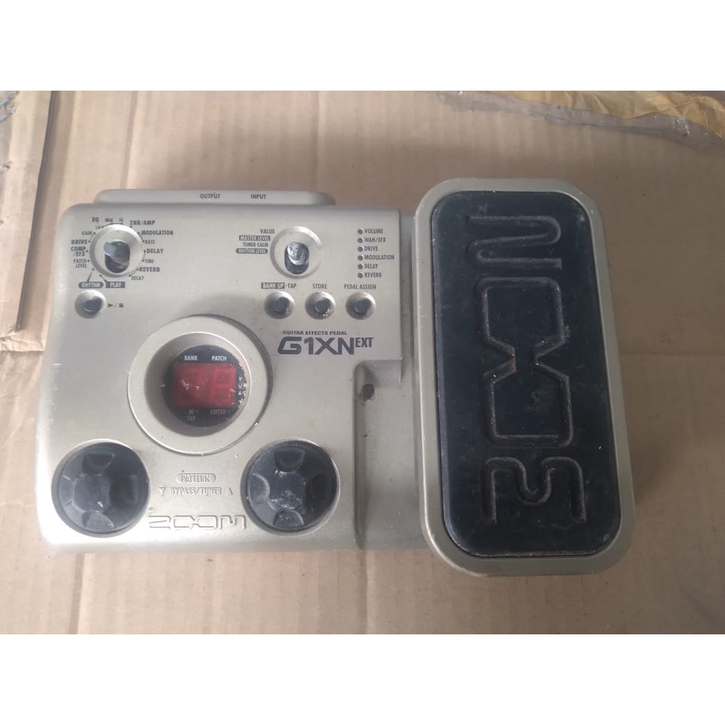 casing part guitar effects pedal g1xnextG1-Xnext Multi Effects  rusak apa adanya  Efek Gitar Zoom G1