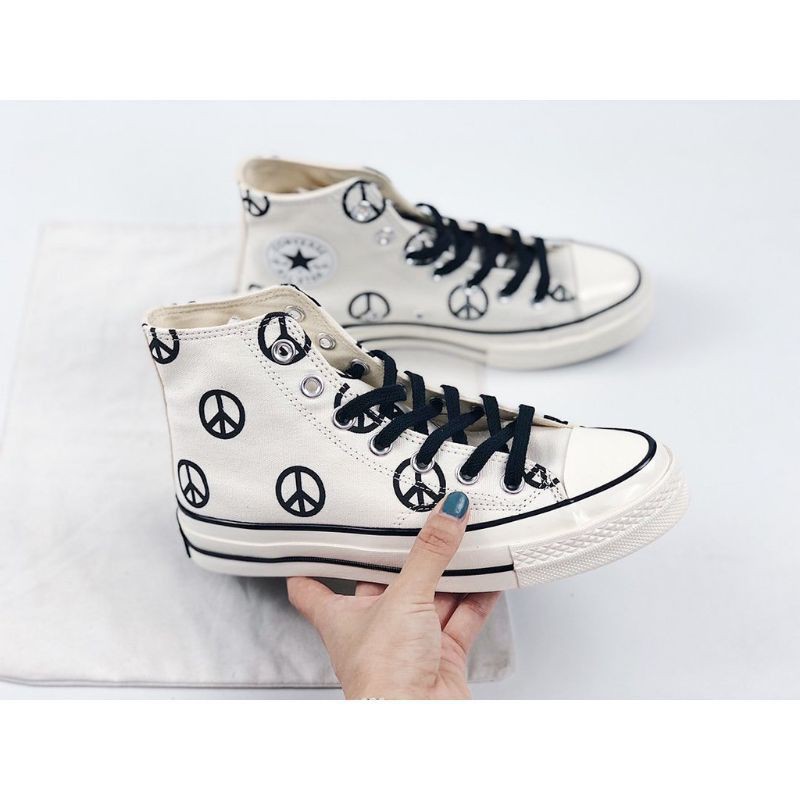 Sepatu Converse X ONE PIECE Glossy Powered High White-2