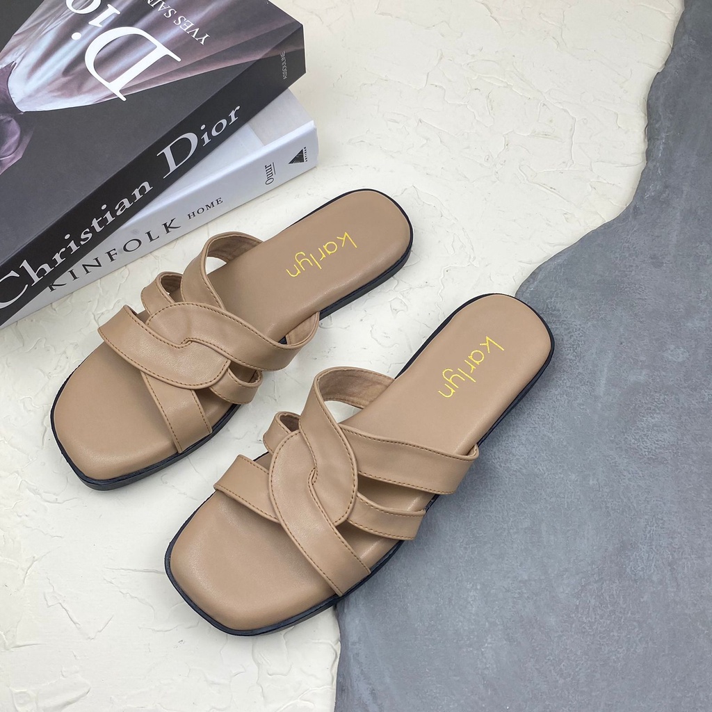 Karlyn Joan Sandal Flat Wanita