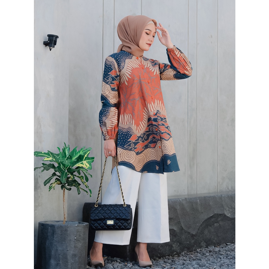 Bestari Tunik Batik Muslim