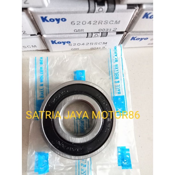 New BEARING 62042RSCM TUTUP KARET NO PART 62042RS KOYO JAPAN SESUAI FOTO JUDULNYA... Original