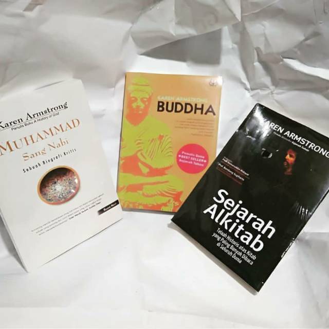 PAKET HEMAT KAREN ARMSTRONG